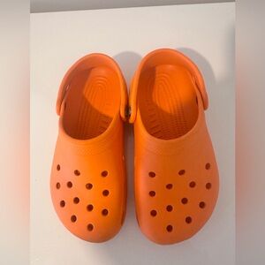 Crocs Unisex  Orange Classic Clog